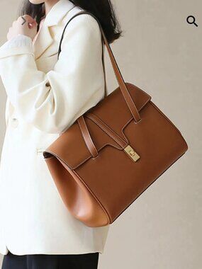 Boutique Shoulder Bag "LIKE NEW"